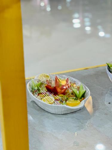 Đồ ăn tại/gần căn hộ