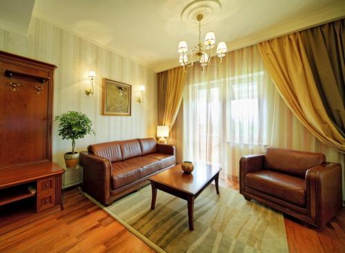 Un lugar para sentarse en Apart-Hotel Chale Graal