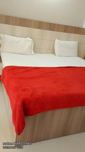 Postel nebo postele na pokoji v ubytování Vrindavan stay