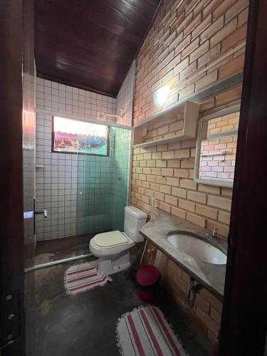 Bilik mandi di Chalet Flores Serra dos Matões 05 - Pedro II - PI