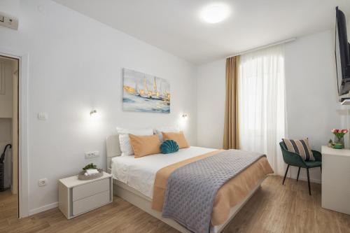 Central Split - Spacious 2BR - 2 King Beds