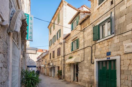 Central Split - Spacious 2BR - 2 King Beds