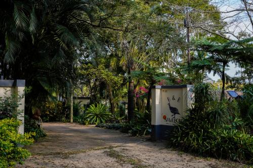 Taman di luar B&B Sawubona
