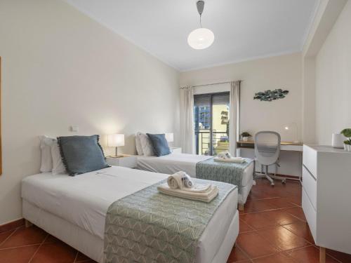 Apartment by Marina, beach, town #1971