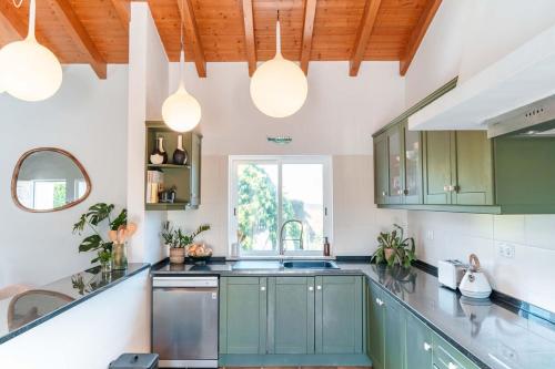 Casa Calma - The House of Rest - Surf & Yoga
