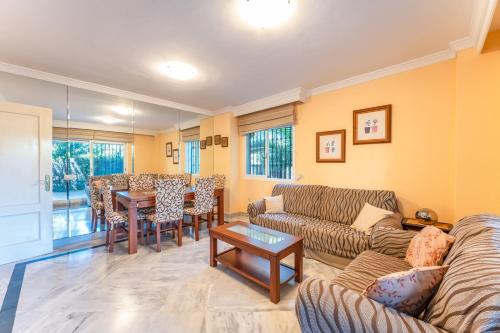 Posezení v ubytování Apartamento Dama de Noche lll - Puerto Banús