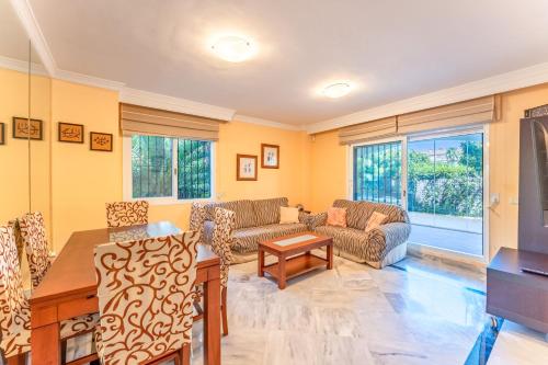 Posezení v ubytování Apartamento Dama de Noche lll - Puerto Banús