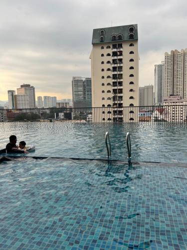 Bazén v ubytování Chamber Premium Hospitality KLCC nebo v jeho okolí