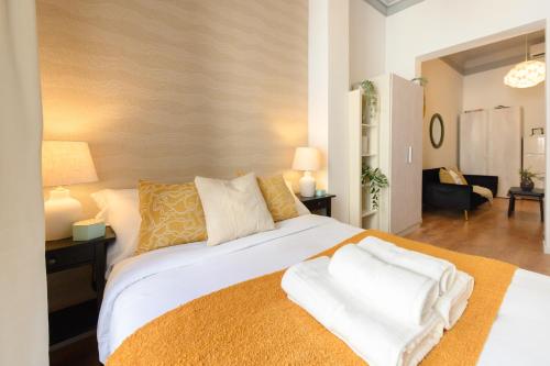 Apartamento de 1 dormitorio con balcón en el corazón de Madrid Temporal CER822