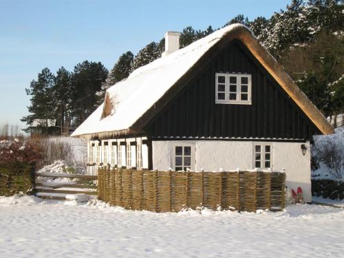 Το Holiday Home Eva - 1-5km to the fjord by Interhome τον χειμώνα