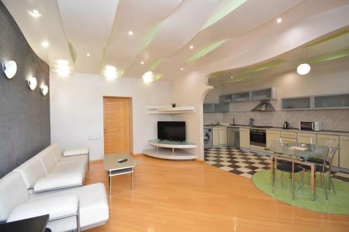 Tamanyan street, 2 bedrooms New eurorenovated, Beautiful apartment KS344