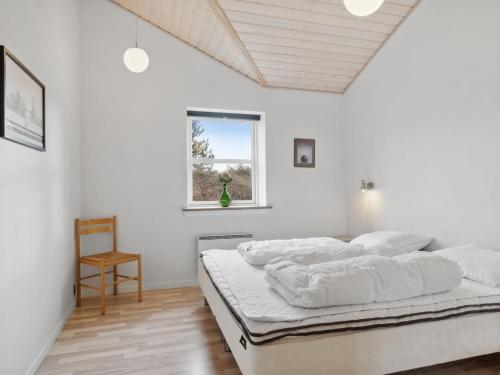 Ένα ή περισσότερα κρεβάτια σε δωμάτιο στο Holiday Home Ljupco - 500m to the inlet by Interhome