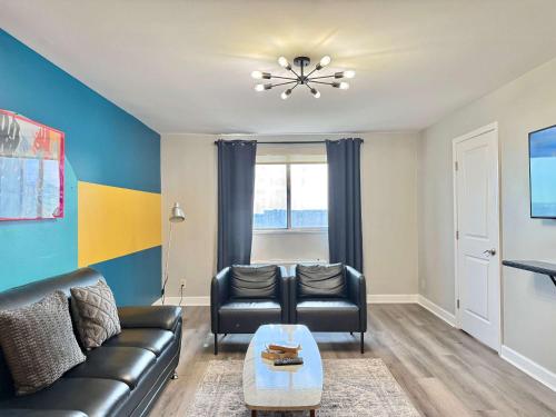 Istumisnurk majutusasutuses Downtown! 5 Beds! Onsite Parking! City View! New Renovated! LM1806