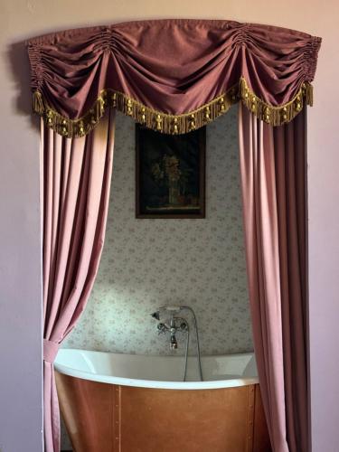 Bilik mandi di Château de L'Encastre