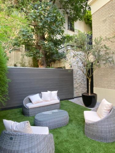 Montmartre en rez-de-jardin