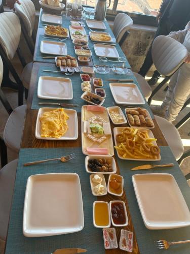 Jídlo v hotelu nebo okolí