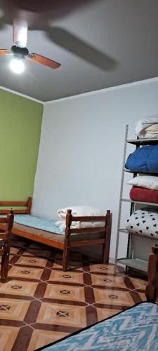 Postel nebo postele na pokoji v ubytování Home Razi