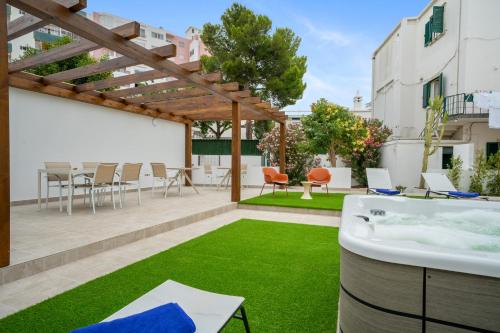 Urban Bliss Guesthouse I