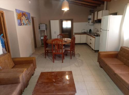 Kuchyň nebo kuchyňský kout v ubytování Casa de campo
