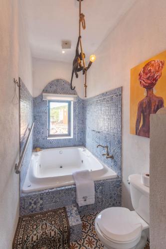 Ένα μπάνιο στο Hotel Villa Peñasco