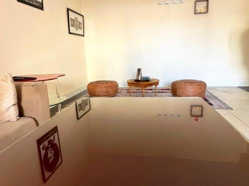 Fotografie z fotogalerie ubytování Comfortable Room 1 at Homestay Casablanca v destinaci Maarif