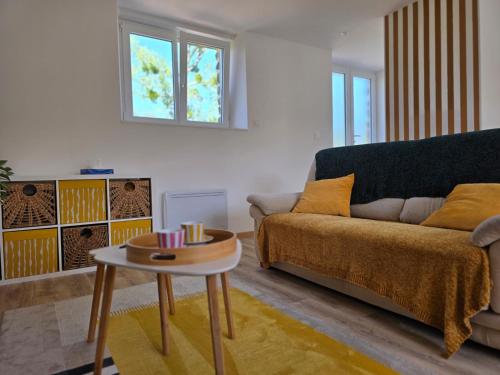 Χώρος καθιστικού στο House for 4 people