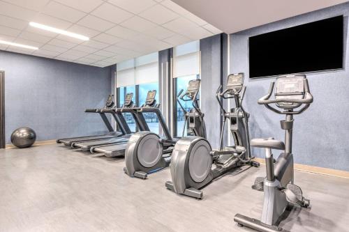 Palestra o centro fitness di Staybridge Suites Port Arthur - by IHG