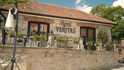 Veritas