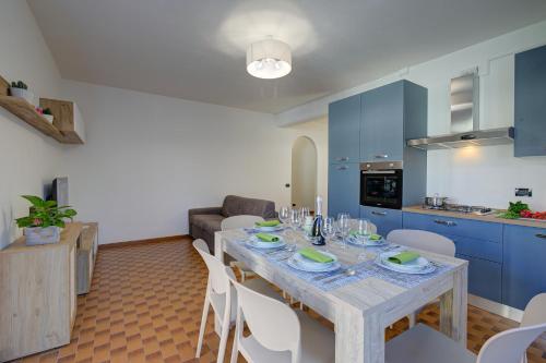 Η κουζίνα ή μικρή κουζίνα στο Mark Apartment - Happy Rentals