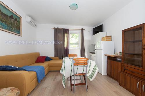 Gallery image of Apartments Zamicka in Brela