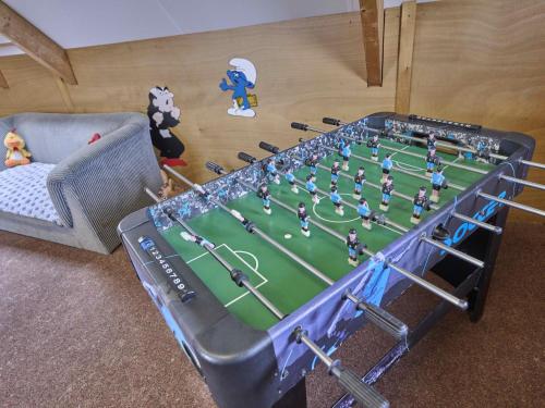 a model of a soccer game on a table at t Achterhoes in Diepenheim