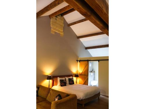 Ένα ή περισσότερα κρεβάτια σε δωμάτιο στο Ground Floor Romantic Apt in Valkenburg