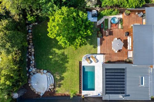 Kolam renang di atau dekat dengan Hiraeth - Pool Spa Beach & Village
