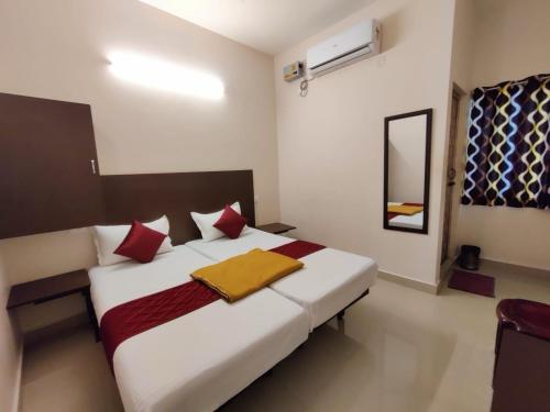 Gallery image of Hotel O Red Moon Residency in Chennai