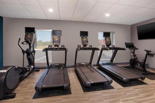 Γυμναστήριο ή/και όργανα γυμναστικής στο Hampton Inn Coventry-Warwick Area