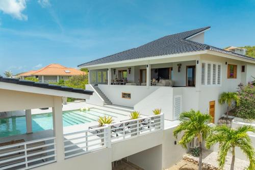 Luxury Ocean View Villa with Private Pool - Curaçao