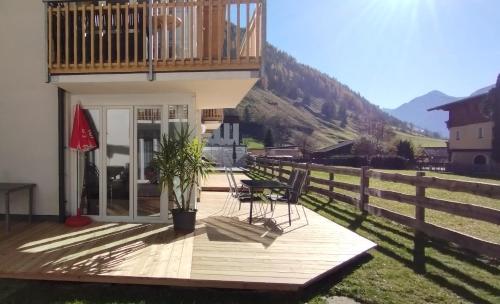 Family Apartment Sonja Terrace & mountain view