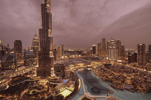 Nespecifikovaný výhled na destinaci Dubaj nebo výhled na město při pohledu z apartmánu