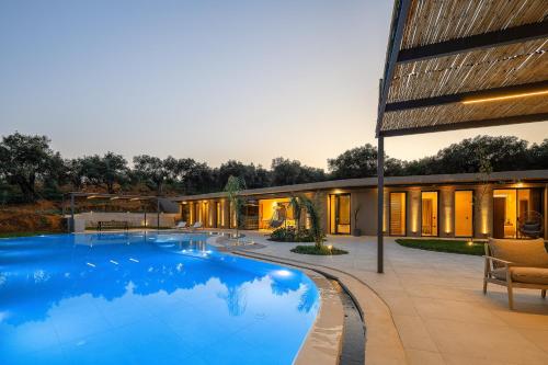 Salisol Villa - Green Oasis