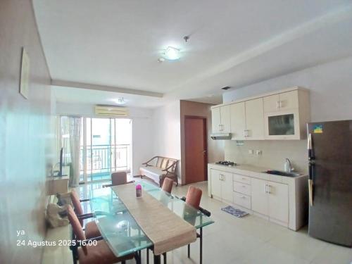 Nhà bếp/bếp nhỏ tại City Oasis A Japandi stay by Ricasa