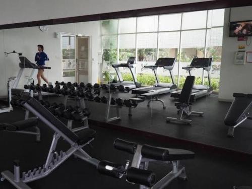 Phòng/tiện nghi tập thể dục tại City Oasis A Japandi stay by Ricasa
