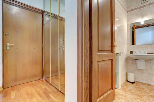 Colosseo - MecenStudio - Home and More