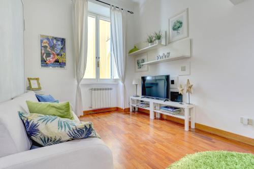 Colosseo - MecenStudio - Home and More