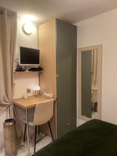 Studio Île Saint Louis 75004 Paris