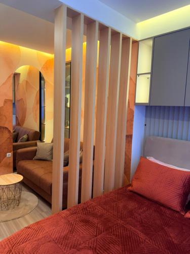 Postel nebo postele na pokoji v ubytování Urban Nest Studio