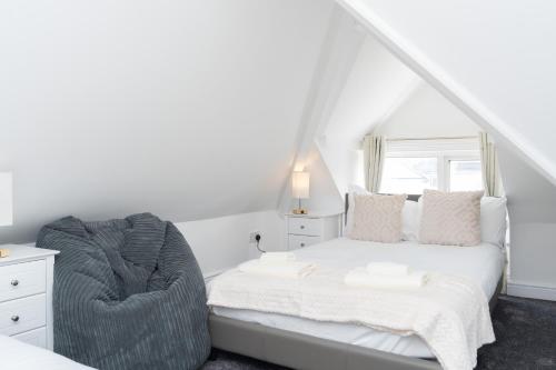 Ένα ή περισσότερα κρεβάτια σε δωμάτιο στο Open Mind Property - 8 Guests & Free Parking