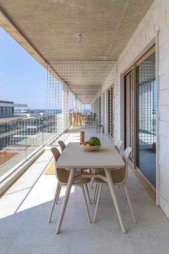 Ocean Living by MP