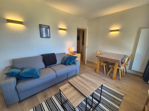 Appartement skis aux pieds, balcon vue montagne, WIFI, 4 pers.