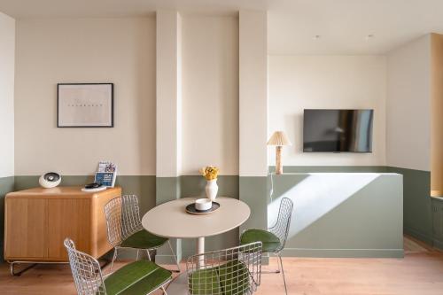 Loft design and cosy, Montparnasse