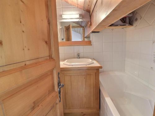 Appartement familial 3* 3 pièces, Méribel, proche lac de Tuéda